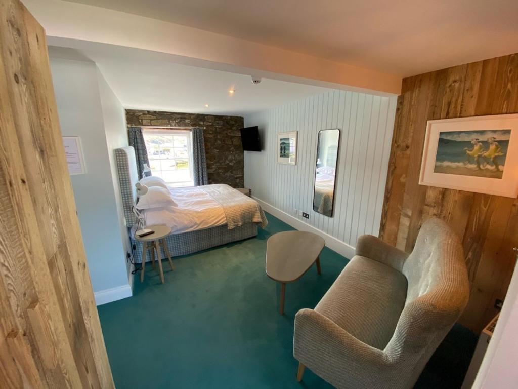 אברארון Harbourmaster Hotel מראה חיצוני תמונה